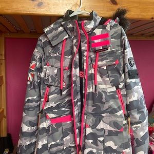 •SUPERDRY ski jacket•
